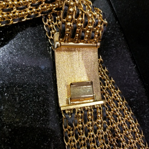 Traded Vintage Chanel Belt - Picture 4 of 7